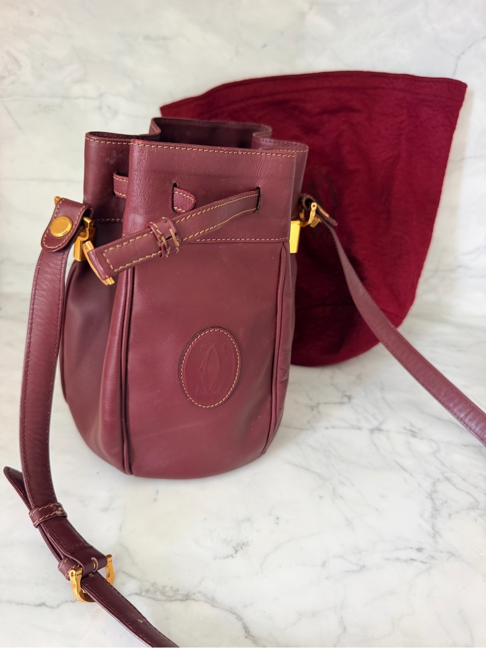 MUST DE CARTIER 2C Logo Drawstring Shoulder Bag Leather - Picture 2 of 6